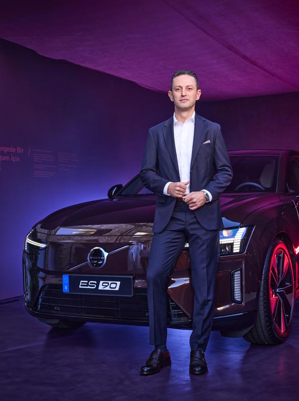 680 HP güç ve 696 km menzilli Volvo ES90 Türkiye'de satışa çıktı
